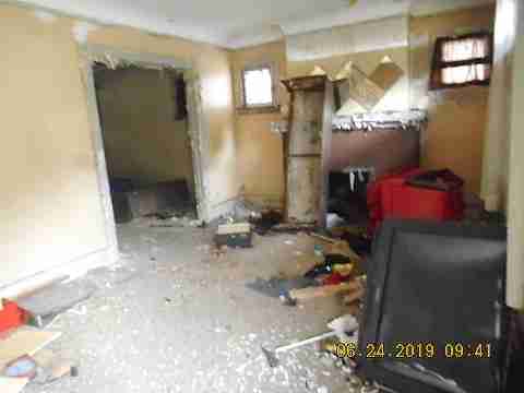 5911 Eastlawn (12)_m.jpg